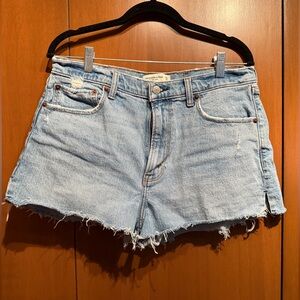 Abercrombie & Fitch Denim The Mom Shorts High Rise